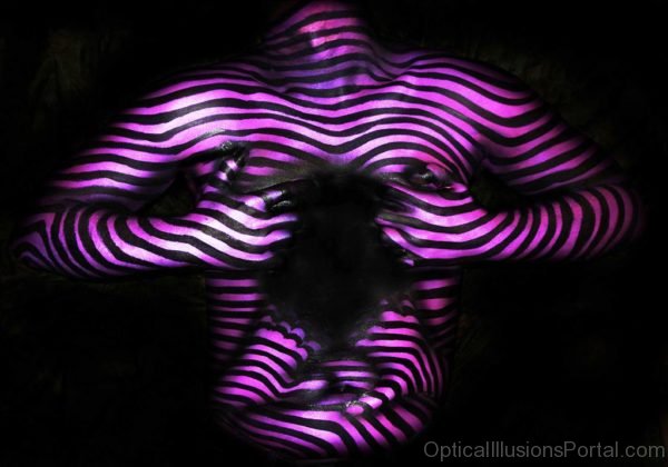 Bodypaint Optical Illusions