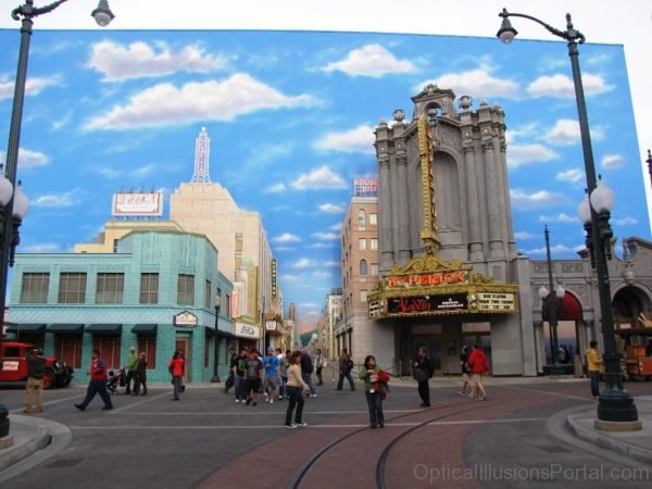 Forced Perspective Mural of Hollywood