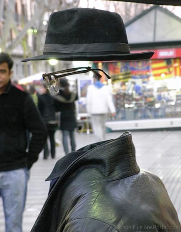 Invisible Man Illusion