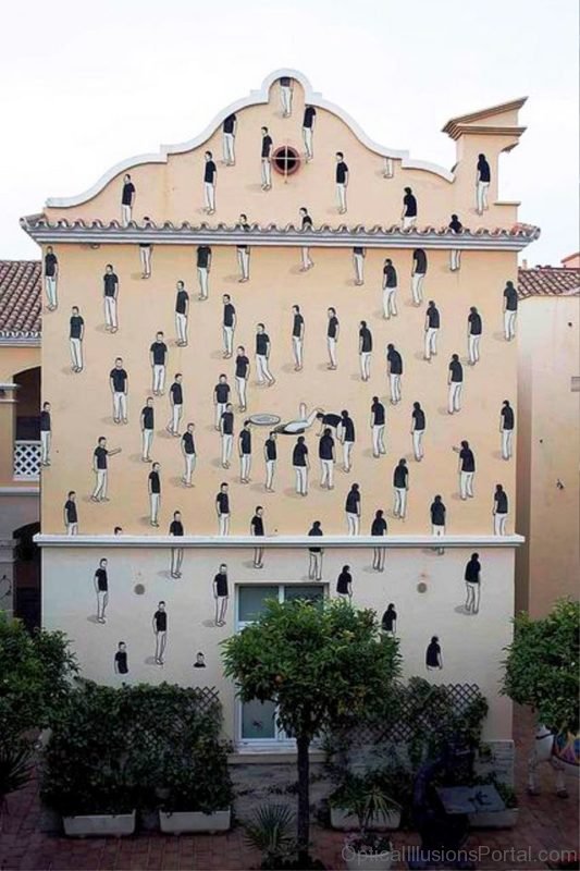 Men On Wall Optical Illusion