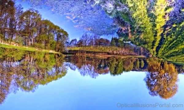 Upside Down Lake Illusion im249