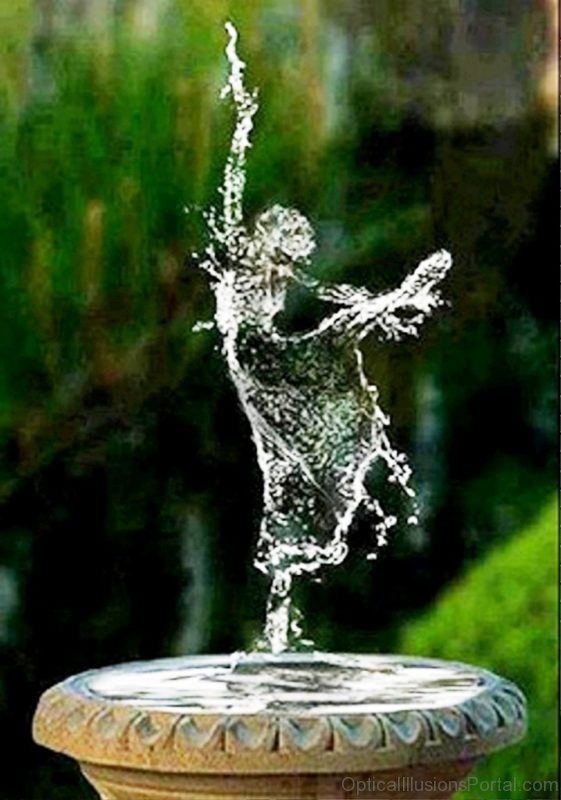 Water Balerina Optical Illusion