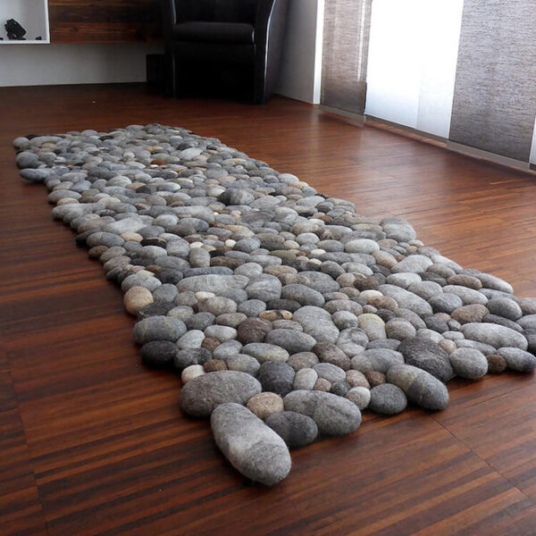 Pebbles Rug Illusion